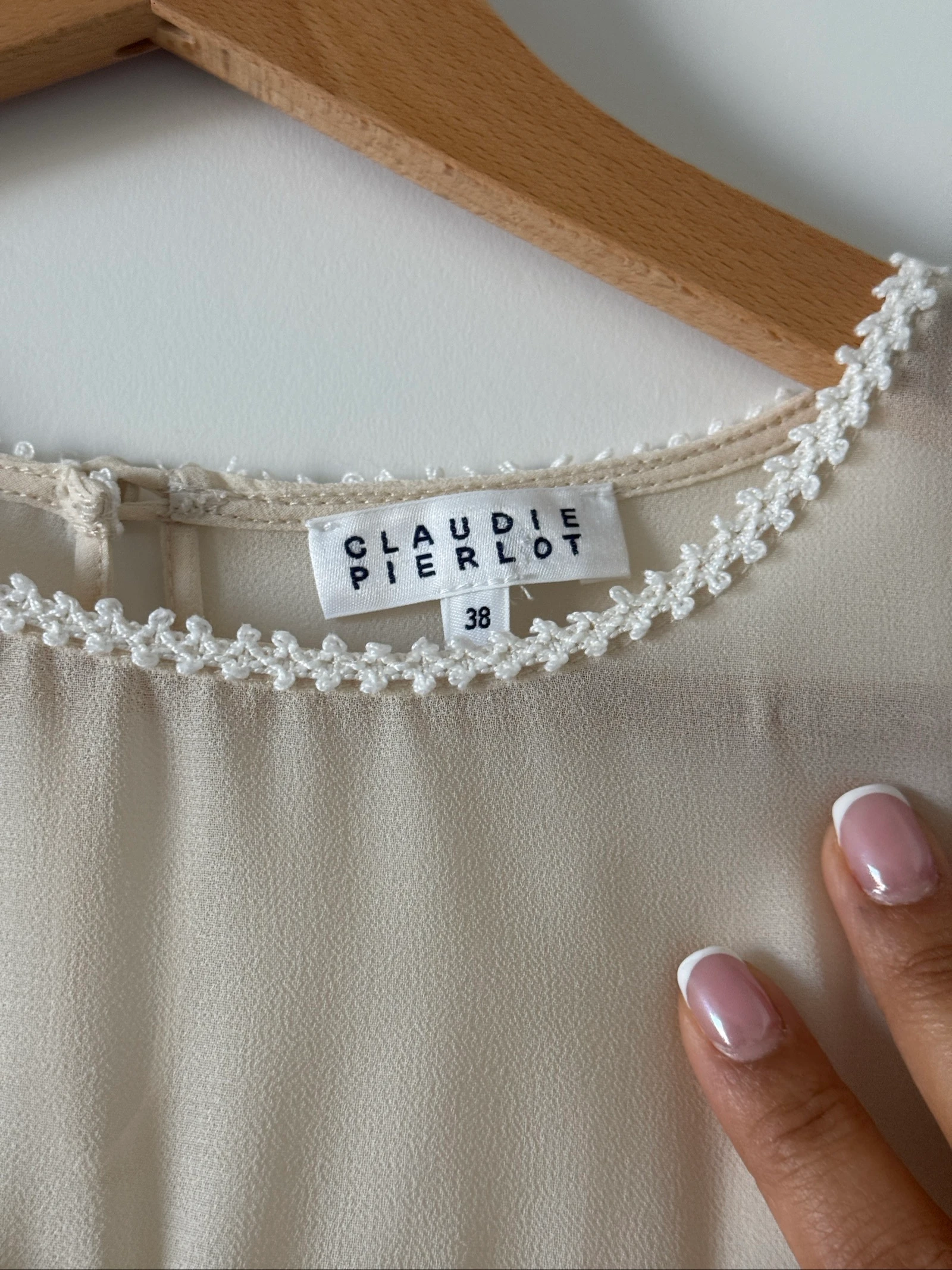 Blouse Claudie Pierlot écrue – Taille 38 – photo 4